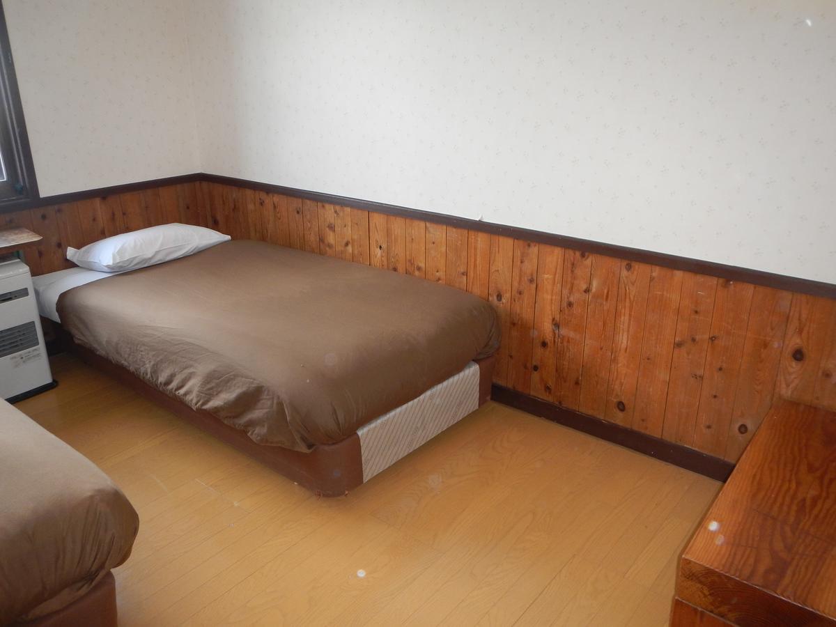 Mt Hakuba Backpackers Hostel Екстер'єр фото