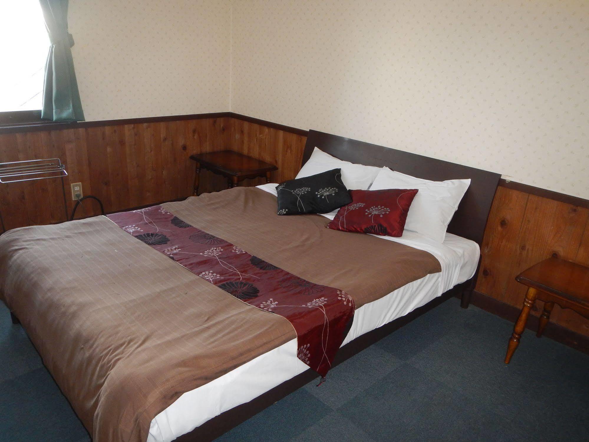Mt Hakuba Backpackers Hostel Екстер'єр фото