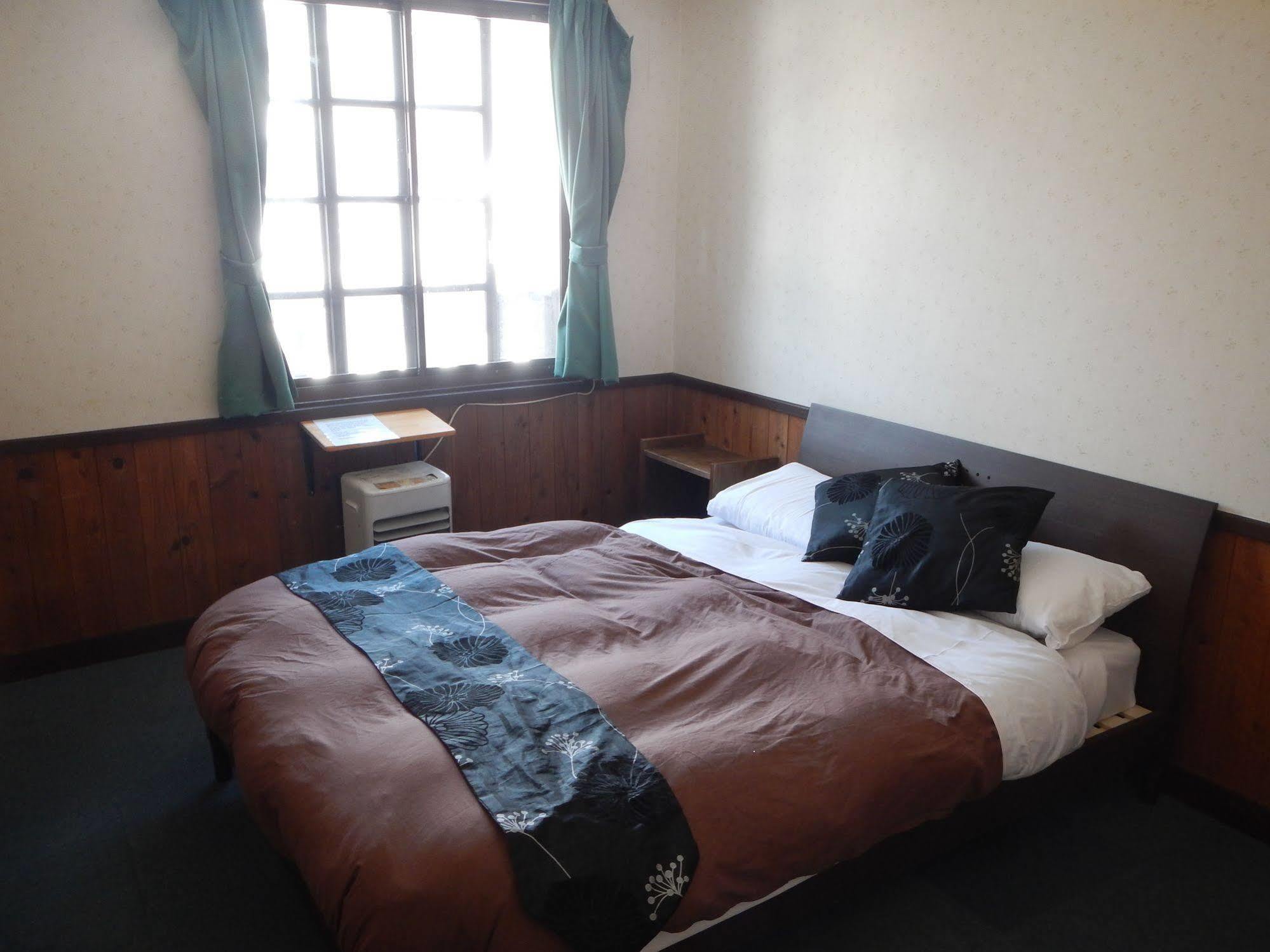 Mt Hakuba Backpackers Hostel Екстер'єр фото