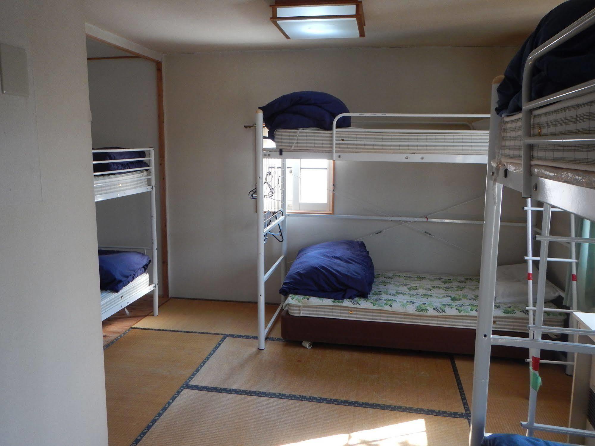 Mt Hakuba Backpackers Hostel Екстер'єр фото